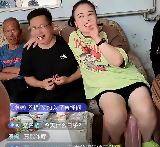 乡野农哥签约直播专场，大家来助力，一起赶集去