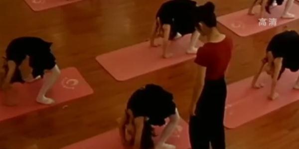 6岁女孩学跳舞，一个动作致截瘫！这类孩子不适合学