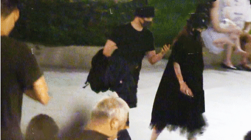 唐嫣到底怀没怀？近照曝光肚子大到遮不住，一个细节有疑点