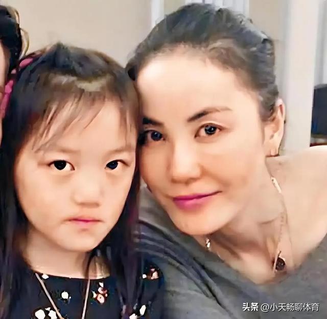 何为歌坛天后,王菲用实力书写属于她的“传奇”