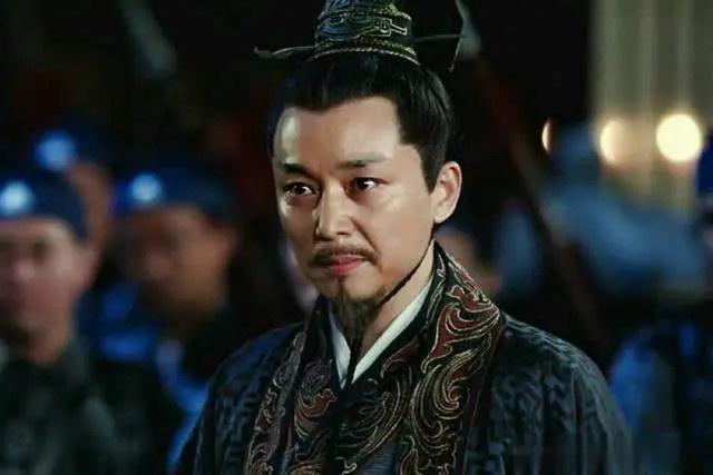 《扫黑风暴》最正直的角色是他！中年翻红，还带儿子走上了演员之路