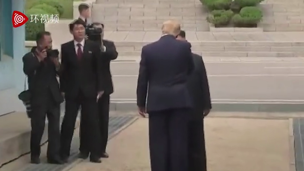 金正恩特朗普板门店握手，史无前例