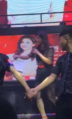 袁洁仪(内地登台因长腿抢镜，TVB女星袁洁仪曾三度流产，提议老公找情人)