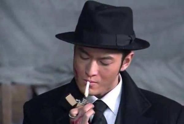 《上海滩》的几个版本哪个版本留给我们的记忆最深刻？