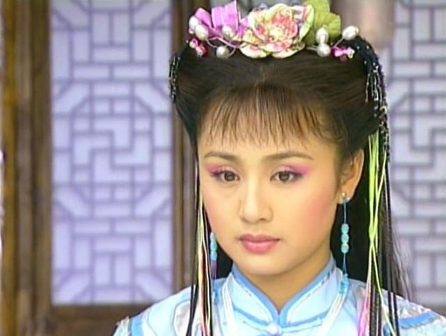 童年老剧九岁县太爷，堪称民间对联大合集，妙趣横生，令人拍案