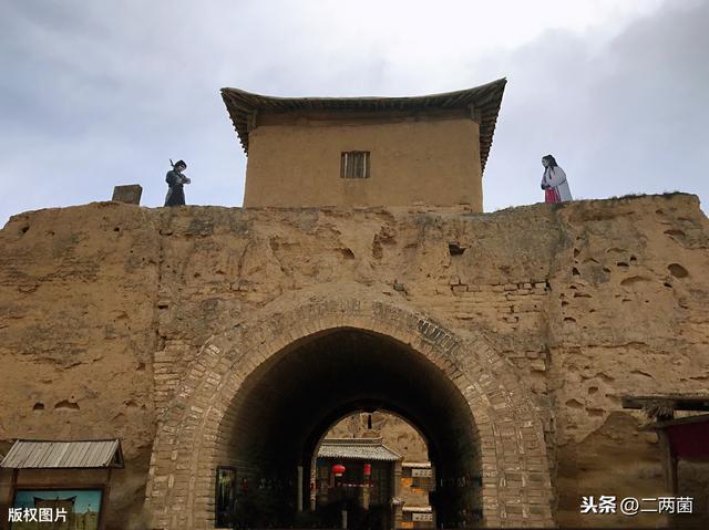 罗慧娟离开的第八年，我才看懂周星驰眼里的落寞