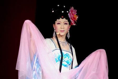 双面人生，舞台民族经典，李玉刚反串的瑰丽人生