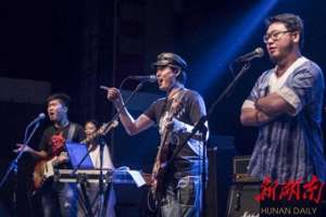 摇滚乐团(十年探索“摇滚+非遗”，素乐团的跨界融合之旅)