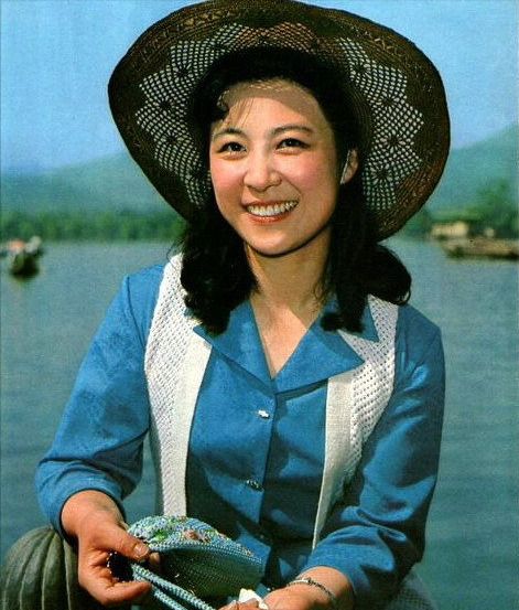 王群，为娶金鹰视后几乎被部队开除，婚后退居幕后成就天下第一嫂