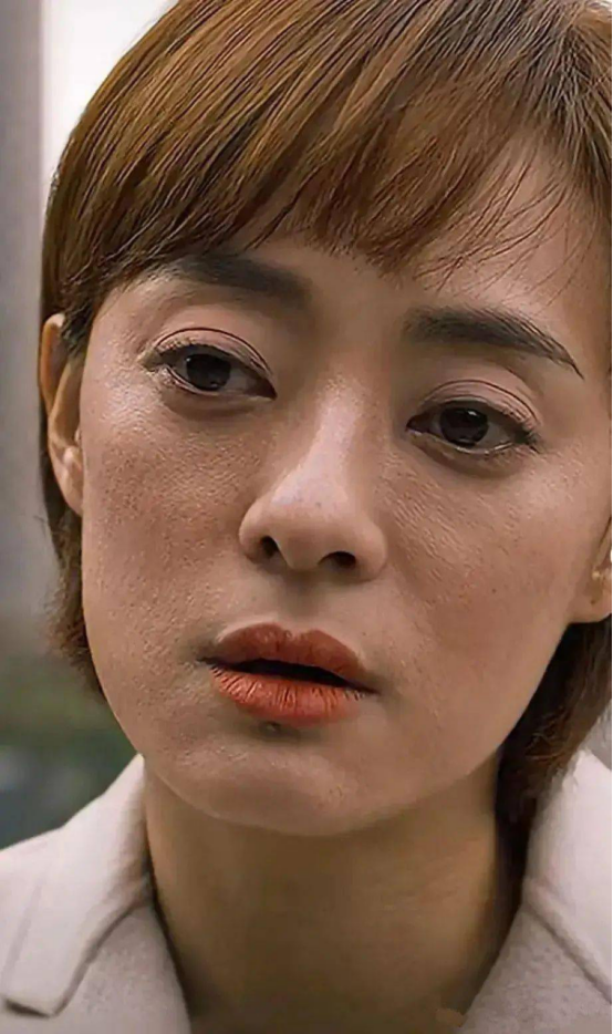 没滤镜真可怕，刘亦菲牙凸嘴大，汤唯皱纹堆积，吕燕满脸雀斑