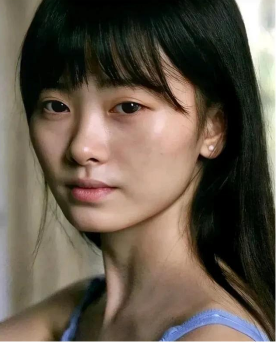 没滤镜真可怕，刘亦菲牙凸嘴大，汤唯皱纹堆积，吕燕满脸雀斑