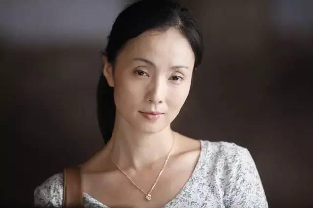 陶虹与郭晓冬扮夫妻，婚姻最终破裂的背后，是小人物的一把辛酸泪