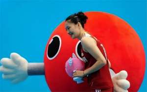 马蕴雯(19年女排国手马蕴雯退役，选择嫁大16岁的美国教练，同年生混血女)