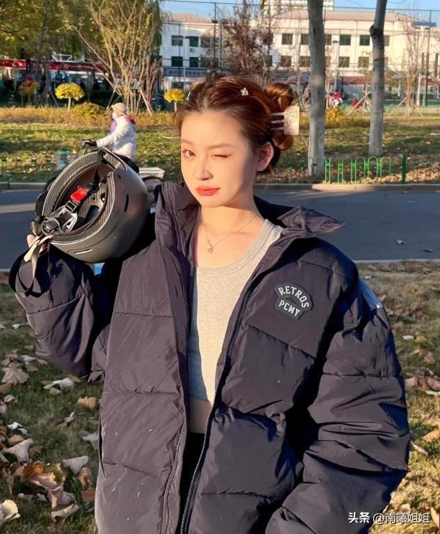 别再披头散发了，今年流行这3种“扎发”，洋气减龄，潮人都跟风