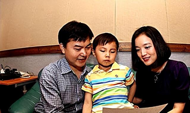 歌手白雪:中年离异后,二婚再嫁小8岁老公,现状打了多少人的脸