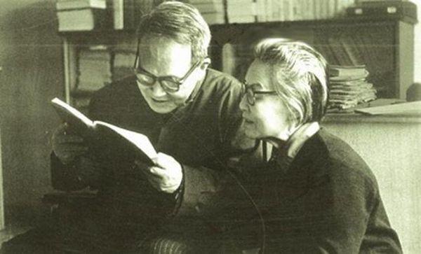 杨绛的《我们仨》看哭了很多人，幸福就是一家人在一起平平安安