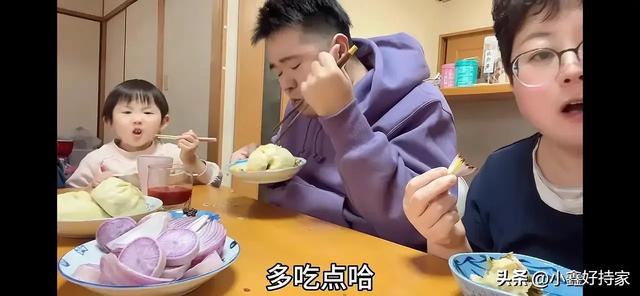 玉酱给纳糖买衣服一买一个合适