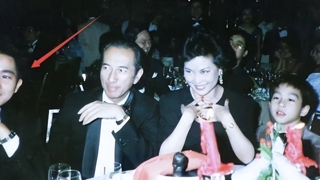 赌王和二太先后离世，被棒打鸳鸯的何超琼上热搜，豪门绝恋美强惨