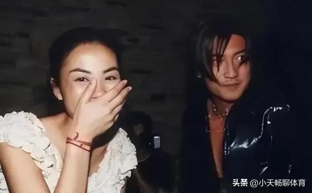 何为歌坛天后,王菲用实力书写属于她的“传奇”