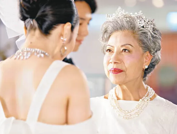 一代“鬼后”罗兰，86岁仍无人敢娶，曾相亲被嫌晦气