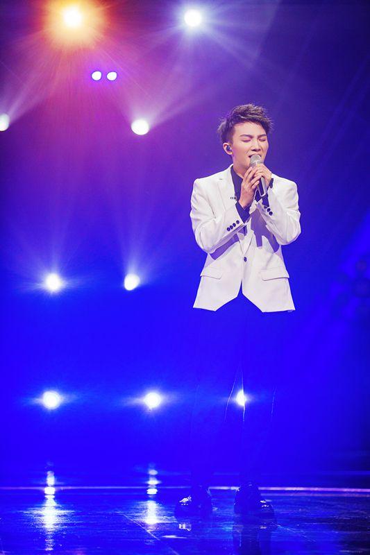 《声入人心》周深首唱《大鱼》多次哽咽引人落泪