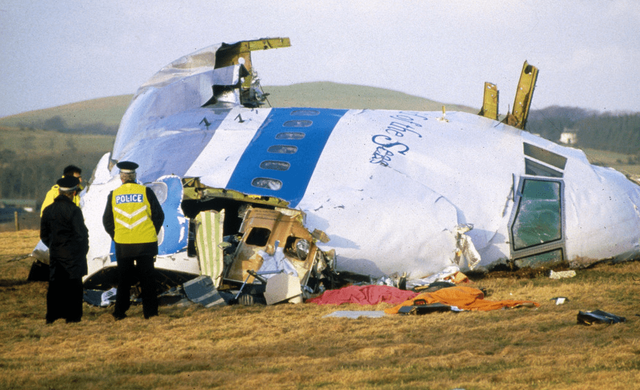 独裁42年得罪五常,中东疯狗卡扎菲,是利比亚救星又死于人民之手