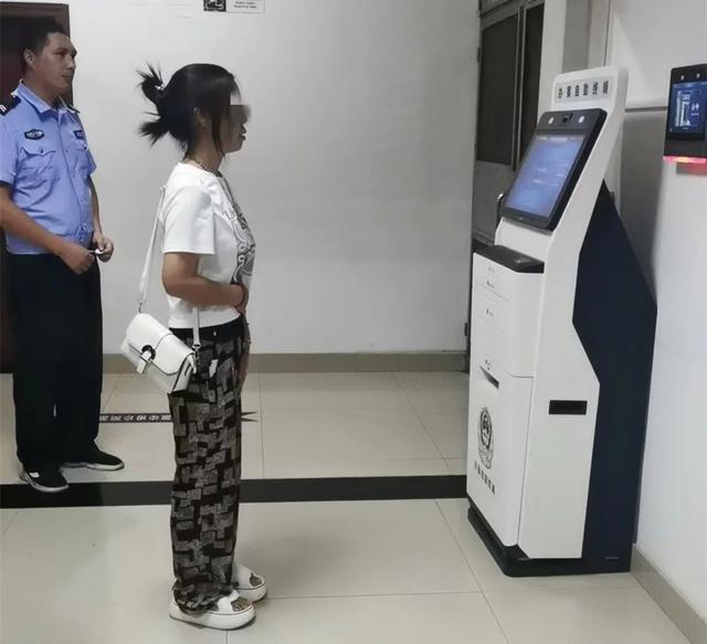 看似普通的大姐“阿珍”,实则“狠角色”!在缅甸当“经纪人”……