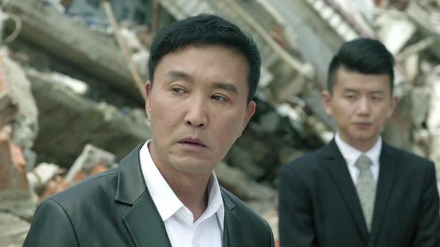 高育良的权力有多大？和李达康都是副部级，但权力却远远大于他