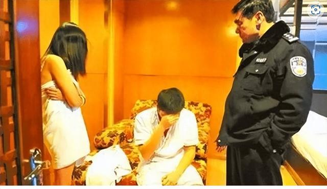 禁忌事件曝光！男子酒后逛红灯区，老鸨居然推荐未成年少女！