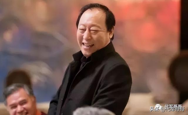 揭秘60岁知名演员倪大红的成名经历与婚姻生活