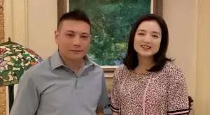 费伊(歌手白雪：中年离异后，二婚再嫁小8岁老公，现状打了多少人的脸)