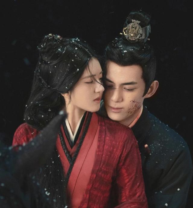 大瓜！曝Z姓女演员为资源陪睡影帝，交圈内男友后仍未断联系