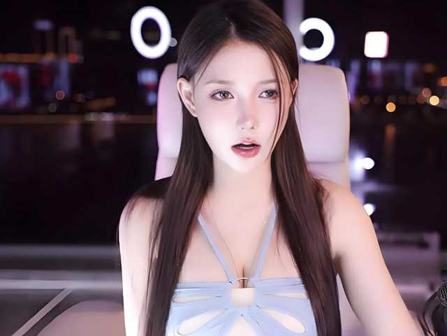 米娜化身舞蹈导师,在线教学“大摆锤”,这尺度真的可以播吗?