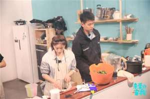 情书第一季(湖南卫视《亲爱的·客栈》阚清子写情书 幻想纪凌尘是男主角)