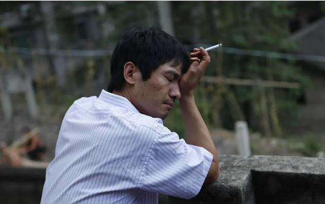 陶虹与郭晓冬扮夫妻，婚姻最终破裂的背后，是小人物的一把辛酸泪