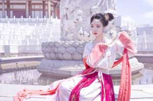 淫荡熟妇小说(小说：曾经的荡妇变成了纯洁的圣女，只要能等到你，七年算什么)