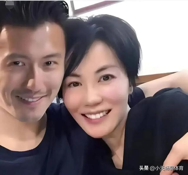 何为歌坛天后,王菲用实力书写属于她的“传奇”