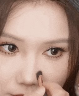 为什么她越素越能火出圈？