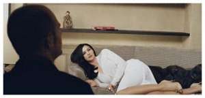 《爱我多深》(《爱我多深》莫妮卡·贝鲁奇主演：当美丽成为诱惑，真爱何以自处)