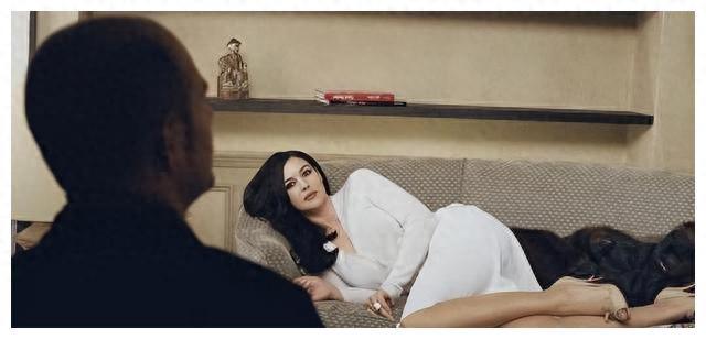 《爱我多深》莫妮卡·贝鲁奇主演：当美丽成为诱惑，真爱何以自处