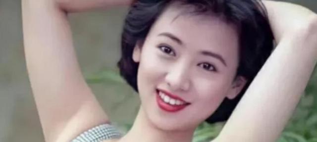 回忆杀！5个美艳三级片女演员，你记得几个？欢迎补充。