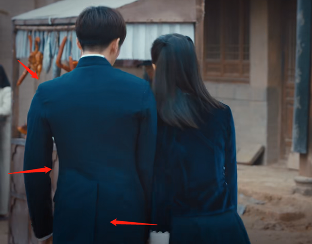 烽烟尽处：37岁张翰给42岁女明星演儿子，母子同框画面尴尬了