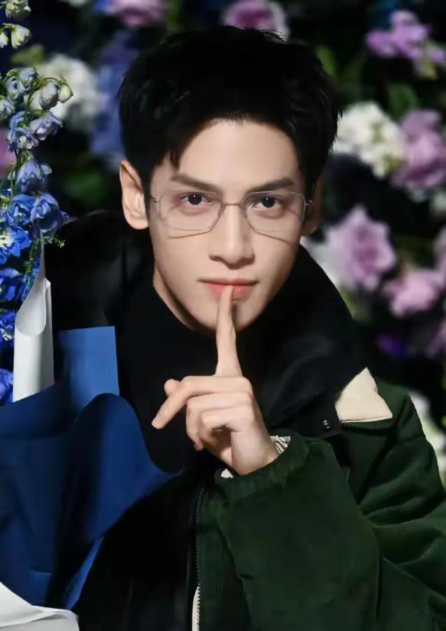 天呐!36岁罗云熙增肥成功,颜值回春太惊艳!不再是“病娇美人”