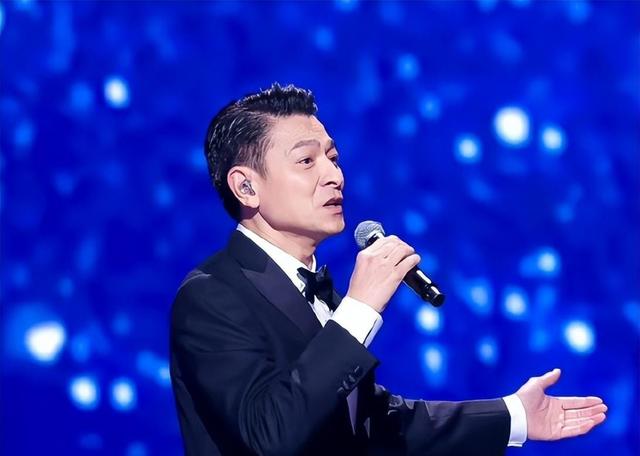 全球抖音粉丝最多的10个人排行榜，刘德华强势上榜！