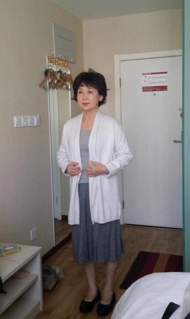 TVB金牌绿叶朱咪咪，被演戏耽误的好歌手，老公是马德钟堂兄