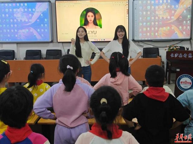 心灵与声音的修炼之旅 湖南卫视&芒果微基金“红领巾讲解团”课程圆满结束