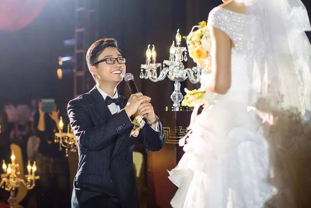 嫁给河北台男主播  湖北台女主播的伴娘团里竟有个男人！