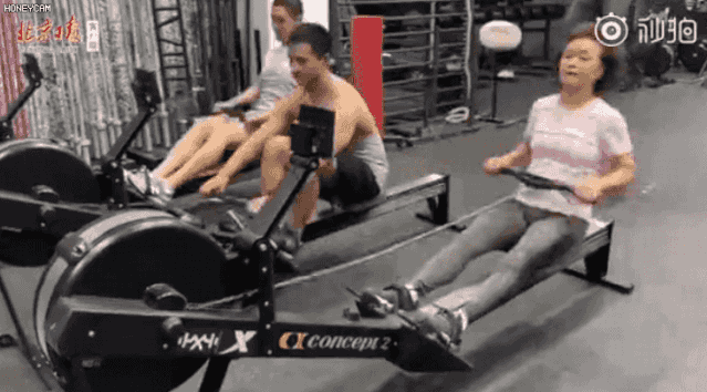 全中国体能最好的奶奶！这些高难动作虐得年轻人找不到北