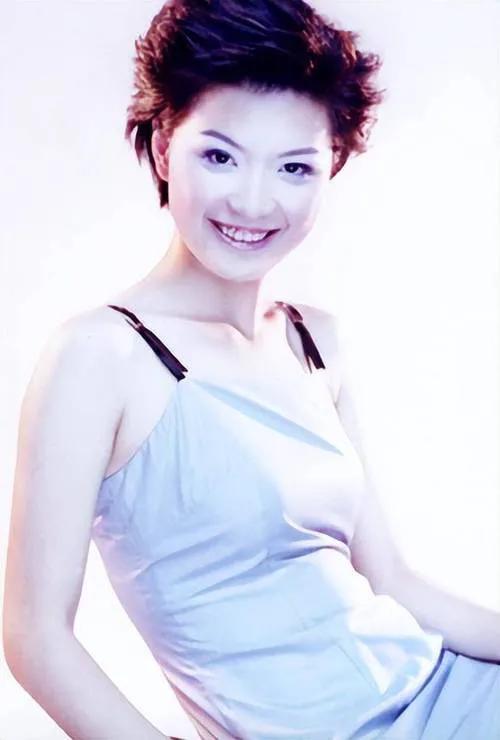 东方卫视10位美女主持人，陈辰、冯琳、司雯嘉，你喜欢哪位