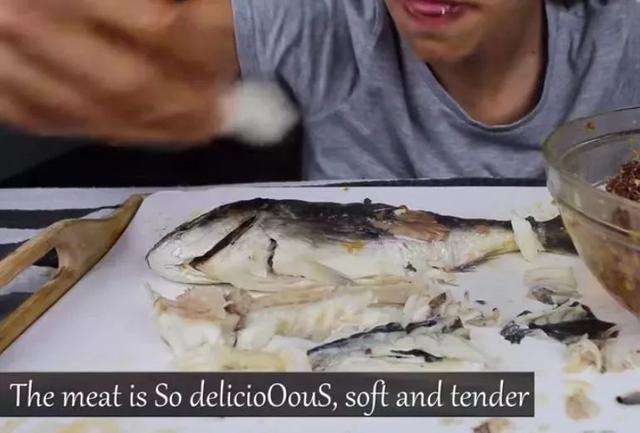 国外知名女主播是被人绑架来赚钱的奴隶？